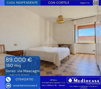 Foto Casa indipendente in via Pietro Mascagni, Sorso di 150 m² con 4 locali