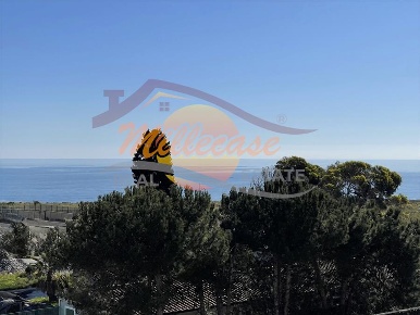 Foto Appartamento in VIA LAZIO, Siracusa Grottasanta - Tunisi di 90 m²