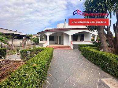 Foto Villa unifamiliare in via panfili 16, Taranto San Vito - Carelli