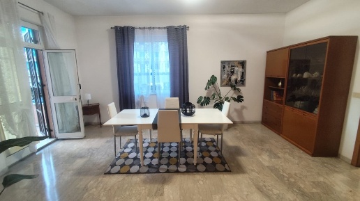 Foto Appartamento in Via Trento e Trieste, Loano Centro di 150 m²