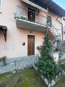 Foto Appartamento in Via Vittorio Veneto, Azzate Centro di 45 m² in vendita