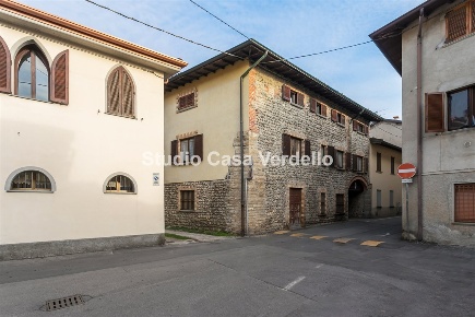 Foto Appartamento a Bonate Sopra di 96 m² con 3 locali in vendita