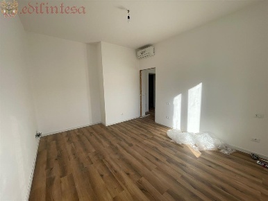 Foto Appartamento a Monza di 90 m² con 3 locali in affitto