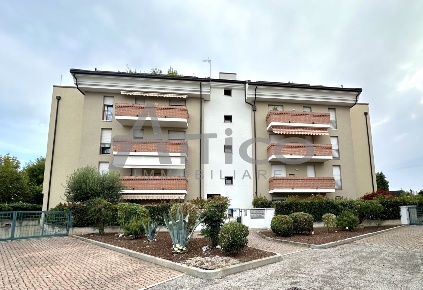 Foto Appartamento in Via Jessie White 10, Rovigo Tassina di 73 m²