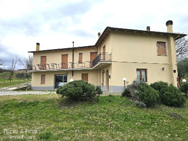 Foto Villa singola in Strada di Pereta, Chianciano Terme di 254 m²