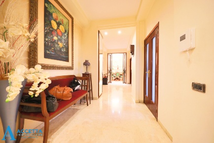 Foto Appartamento in Viale Magna Grecia 104, Taranto Tre Carrare di 107 m²