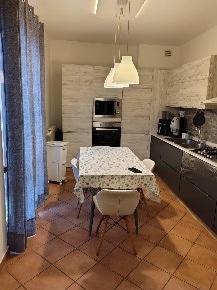 Foto Appartamento a Massa Puliche di 120 m² con 5 locali in vendita