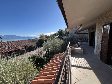 Foto Appartamento in Crocefisso - Parco Elaion, Santa Marina di 86 m²