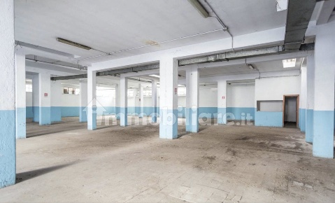 Foto Magazzino in dell'Aquila Reale, Roma Tor Tre Teste - Torre Maura