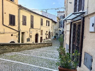 Foto Appartamento in Via Portella 37, Fiuggi di 40 m² con 2 locali