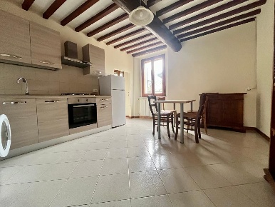 Foto Appartamento a Asciano Centro di 60 m² con 4 locali in vendita