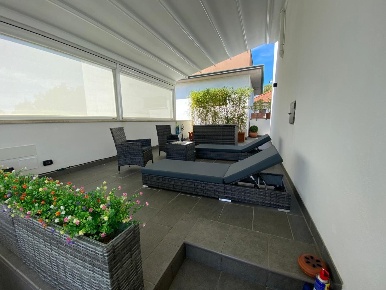 Foto Villa unifamiliare a Montignoso Marina Verde, Renella di 120 m²