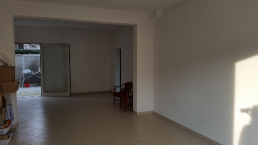 Foto Locale commerciale a Cascina Navacchio Nord - Zambra di 87 m²