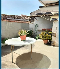 Foto Appartamento in Via Pippia 83, Seneghe di 140 m² con 4 locali