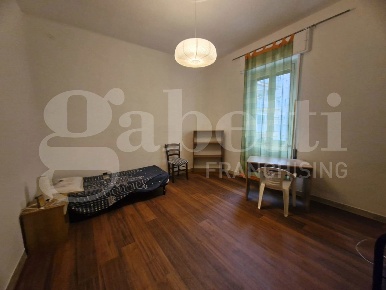 Foto Appartamento in Alfonso Il Magnanimo, Palermo Oreto - Perez di 150 m²