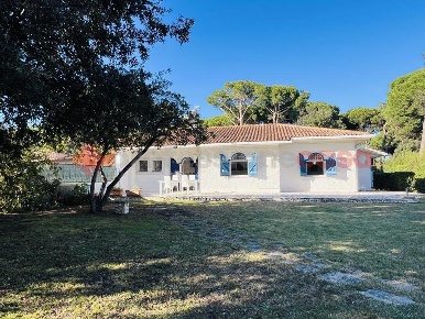 Foto Villa singola in Via TERRACINA 50, San Felice Circeo Centro di 160 m²