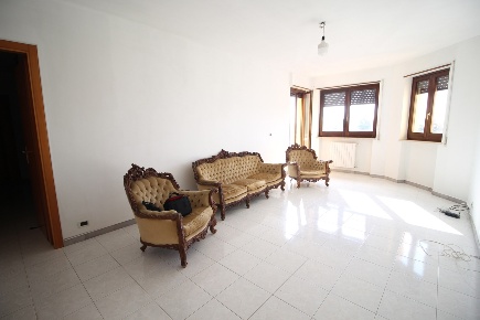 Foto Appartamento in Via Antonio Annarumma 4, Manduria Centro di 110 m²