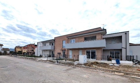 Foto Appartamento in Via SUBASIO 1, Torgiano Centro di 90 m² con 3 locali