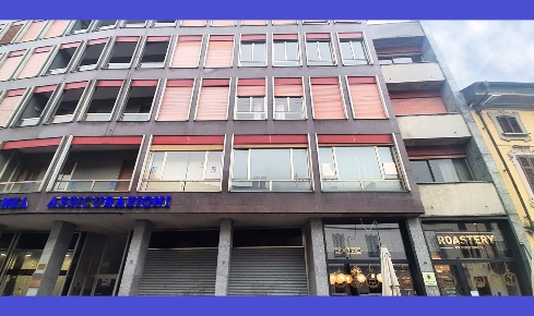Foto Ufficio in Via dante 12, Vigevano Centro di 123 m² con 5 locali