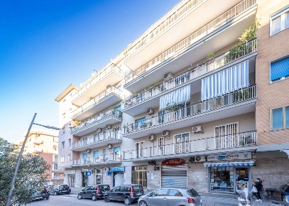Foto Appartamento in Eduardo Nicolardi, Napoli Colli Aminei - Capodimonte