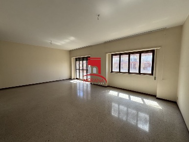 Foto Appartamento in Via Pantelleria, Trapani Centro di 189 m² con 4 locali