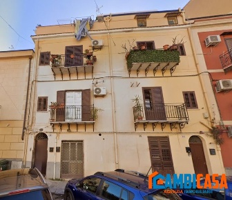 Foto Appartamento in Via Carini, Palermo Politeama - Ruggiero Settimo