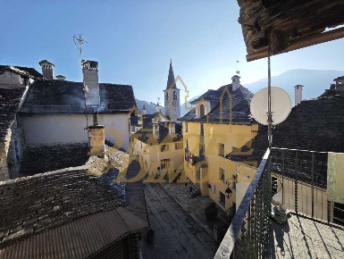 Foto Appartamento a Craveggia di 100 m² con 5 locali in vendita