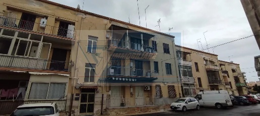 Foto Appartamento in Via Diodoro Siculo, Siracusa Grottasanta - Tunisi