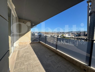 Foto Appartamento in Via PALAVERTA SNC, Marino Frattocchie di 100 m²