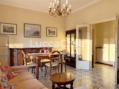 Foto Appartamento a Lucca Sant'Anna di 110 m² con 7 locali in affitto