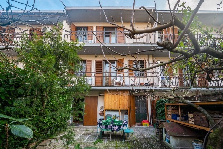 Foto Villa a schiera a Modena Baggiovara di 200 m² con 7 locali in vendita