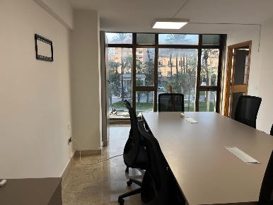 Foto Ufficio a Palermo Politeama - Ruggiero Settimo di 70 m² con 3 locali