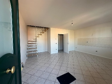 Foto Appartamento a Porcari Centro di 85 m² con 4 locali in vendita