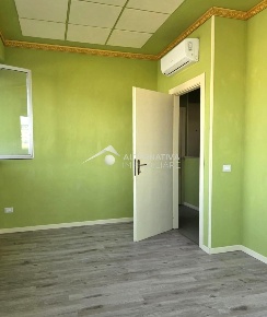 Foto Ufficio a Pisa Ospedaletto di 50 m² con 3 locali in vendita