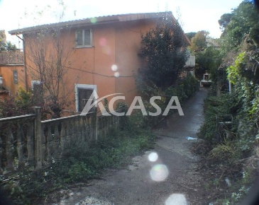 Foto Casa indipendente a Velletri Appia Nord, Via dei Laghi di 245 m²