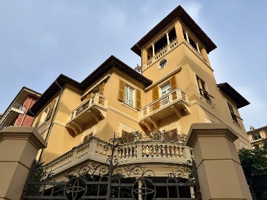 Foto Appartamento in Via Doria 74, Chiavari Centro Storico di 170 m²