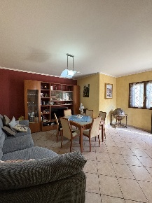 Foto Villa bifamiliare in via formelluccio 33, Mentana Centro di 120 m²