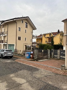 Foto Posti auto in Via Aldo Piatti 30, Piossasco di 17 m² in vendita