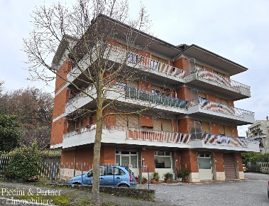 Foto Appartamento in Via Tevere 70, Chianciano Terme Centro di 98 m²