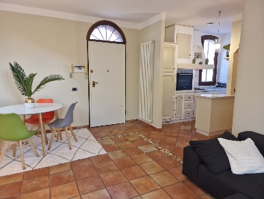 Foto Appartamento in SS432 75, Ameglia Centro di 67 m² con 3 locali