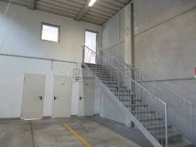 Foto Capannone industriale in Via Cà Sordis, Montebello Vicentino Cà Sordis