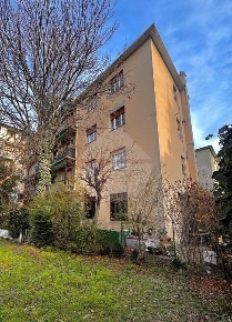 Foto Appartamento in Via Rombon, Milano Lambrate di 60 m² con 2 locali