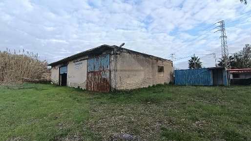 Foto Negozio in VIA PROVINCIALE BOCCA DI PANTANO, Sessa Aurunca di 240 m²