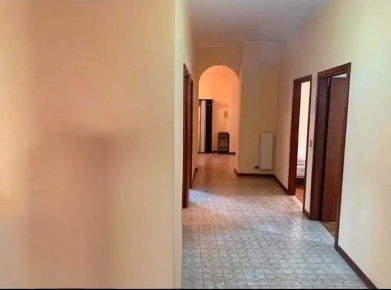 Foto Appartamento a Montegranaro Centro con 5 locali in vendita