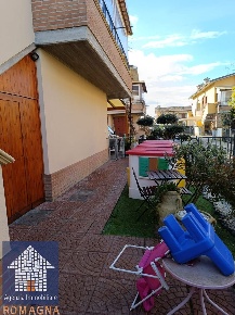 Foto Villa a schiera a Ravenna di 130 m² con 4 locali in vendita
