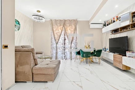 Foto Appartamento in Via Andrea Doria, Cesano Maderno di 92 m² con 3 locali