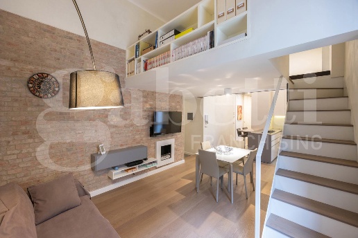 appartamento in vendita a Bologna in zona Santo Stefano