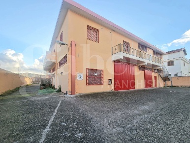 Foto Magazzino in Via don milani 4, Sestu di 260 m² con 1 locali in affitto
