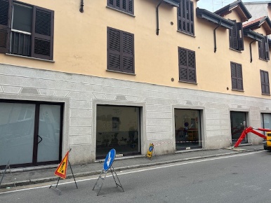 Foto Negozio in Via DANTE ALIGHIERI 62, Cinisello Balsamo di 150 m²
