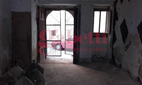 Foto Appartamento in Via Cavour 8, Venafro Centro di 40 m² con 1 locali